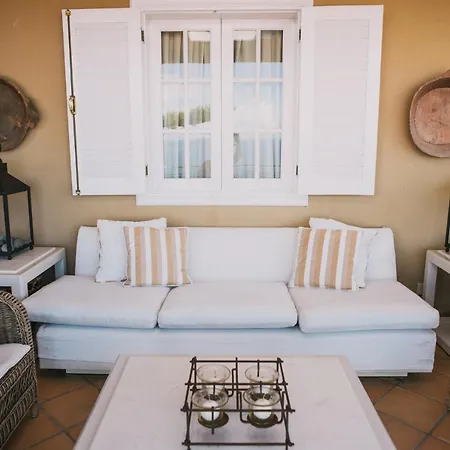 Vista Paraiso Villa *